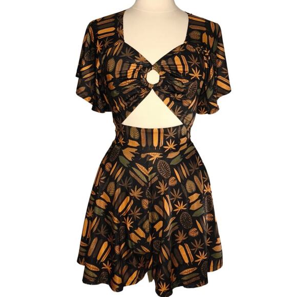 Unique Vintage Rebel Love Bali Hai Romper 2X NWOT - Picture 1 of 4